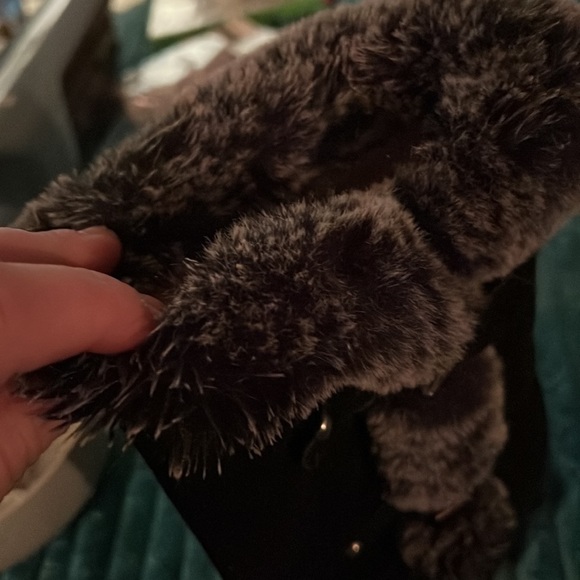 black fur boots - Picture 3 of 8